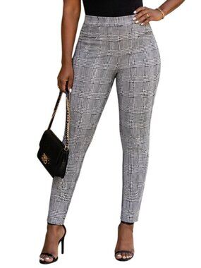 Soho Apparel Size Medium Pants Plaid Pull-On Skinny Ankle Stretch